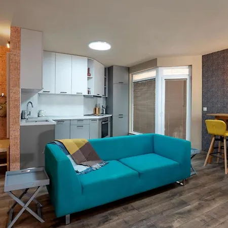Artnest - 1-bedroom Cozy By Flat Mаnager Appartement